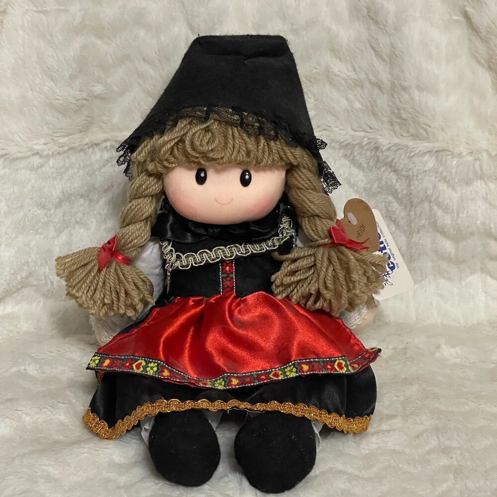 Geneve Coffer Original Switzerland Windup Musical "Heidi" Doll